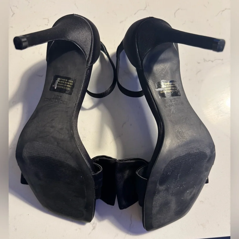 Steve Madden Chic Satin Bow 4” high Heels Women Size 9.5 - Picture 9 of 10
